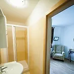 Πανσιόν Fialka