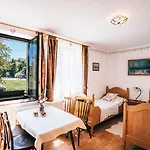 Fialka Πανσιόν Český Krumlov