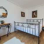 Πανσιόν Fialka