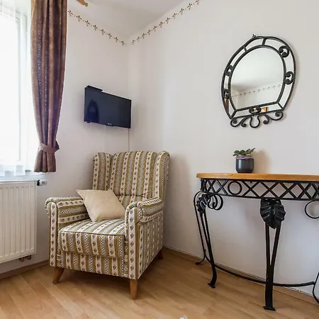Guest house Fialka 4*