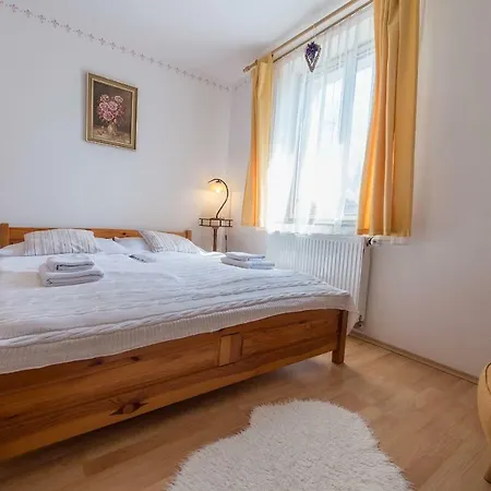 Fialka 4* Český Krumlov