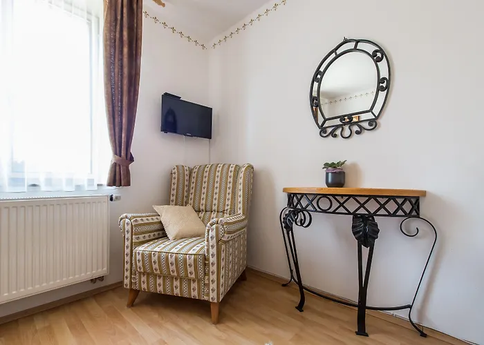 Fialka Casa de hóspedes 4*