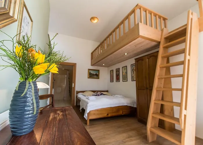 Guest house Fialka 4*