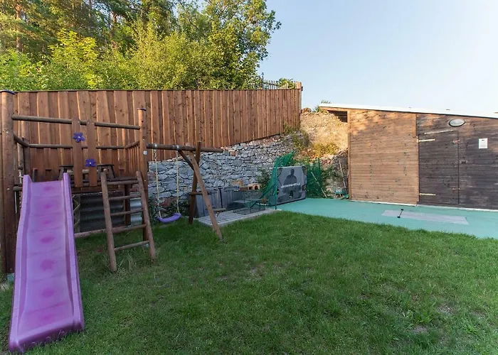 Fialka Casa de hóspedes 4*